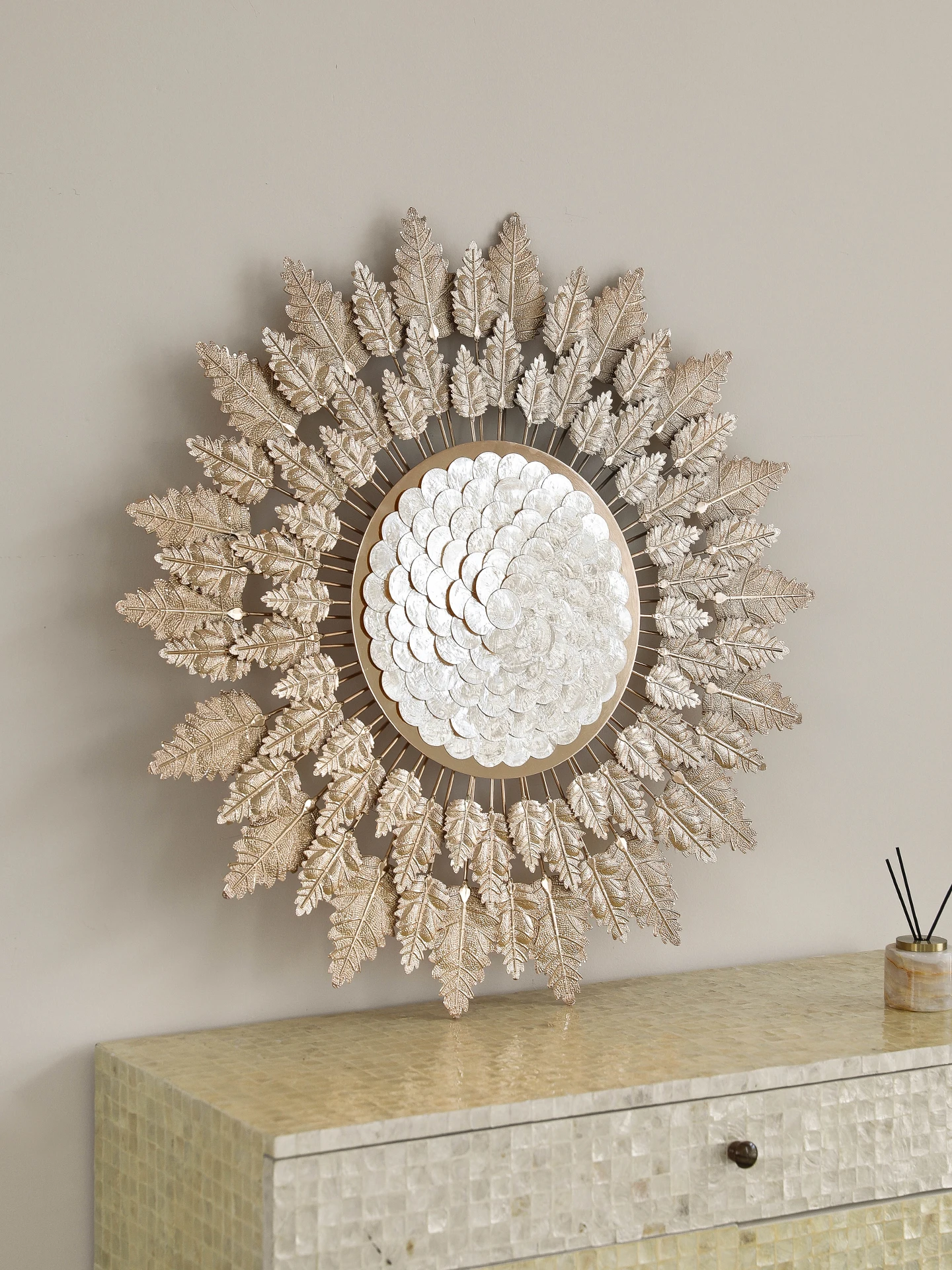 Luxury Gold Leaf Shell Wall Art Custom Metal Tree of Life Decor for Living Room Dining Room