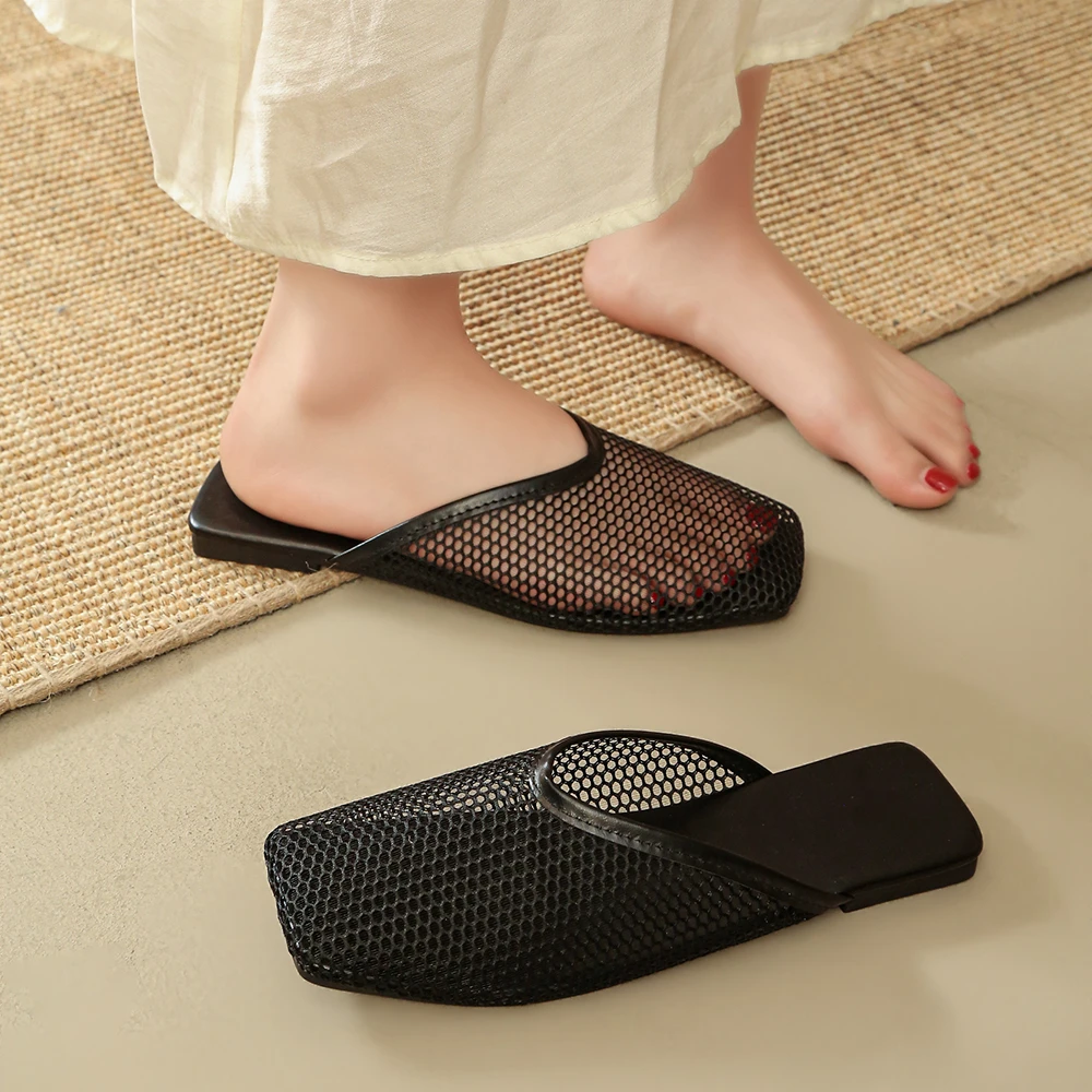 

Simple Non-Slip Lazy Breathable Mesh Slippers 2026 New Flat Fashion Korean Style Closed-Toe Slippers