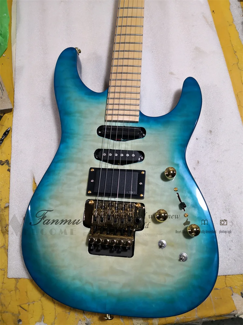 Tran Blue Electric Guitar PC-1 Body Squilted Maple Veneer Maple Fingerboard Tremolo Bridge SSH Pickups Active Battery Gold Tuner