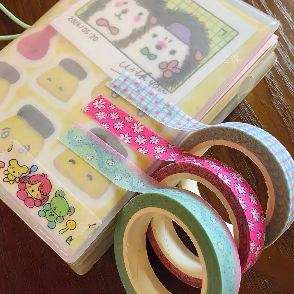 Cute vintage floral trim with fine flash tape