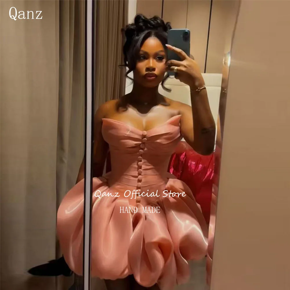 

Qanz Short Shiny Satin Prom Dresses Sweetheart Mini Ball Gown Sexy Sleeveless Birthday Dresses Baddie Black Girl Customized