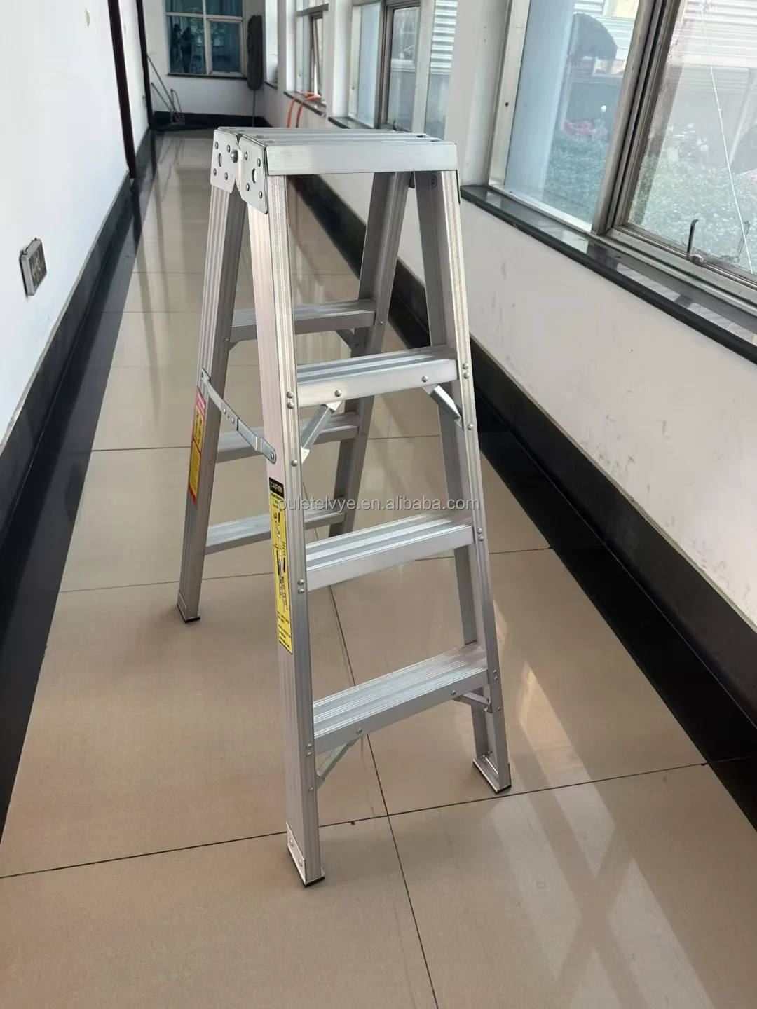 Modern Design Double-Sided Aluminum Folding Step Ladder Telescopic and Combination Structure