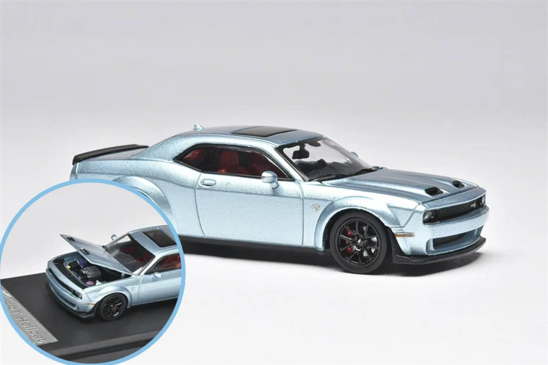

Stance Hunters 1:64 Challenger SRT Hellcat Die-Cast Car Models Gifts