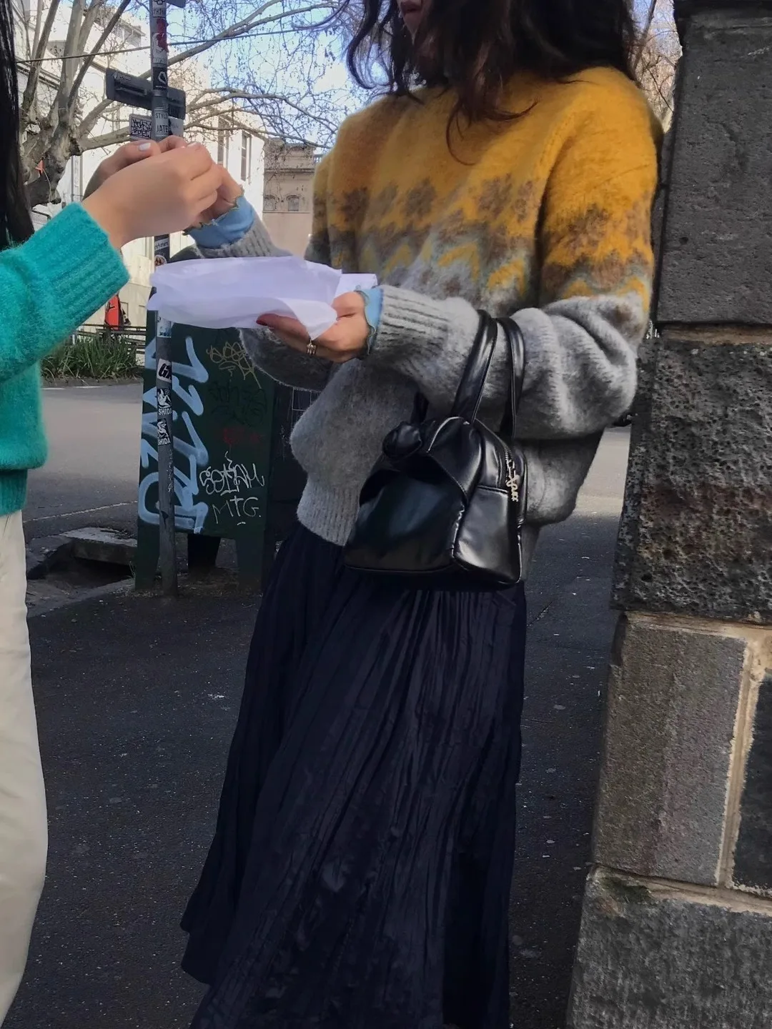 Dongdaemun Sienne Retro Color Blo Fair Isle round Ne Knitted Sweater Women's Autumn New Snowflake Embroidery Knitwear