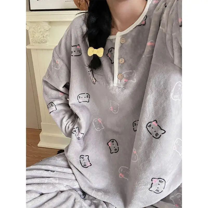 

Sanrio Hello Kitty Flannel Pajamas Set Korean New Winter Long Sleeve Fleece Lined Thickened Loose Fit Women's Home Loungewear