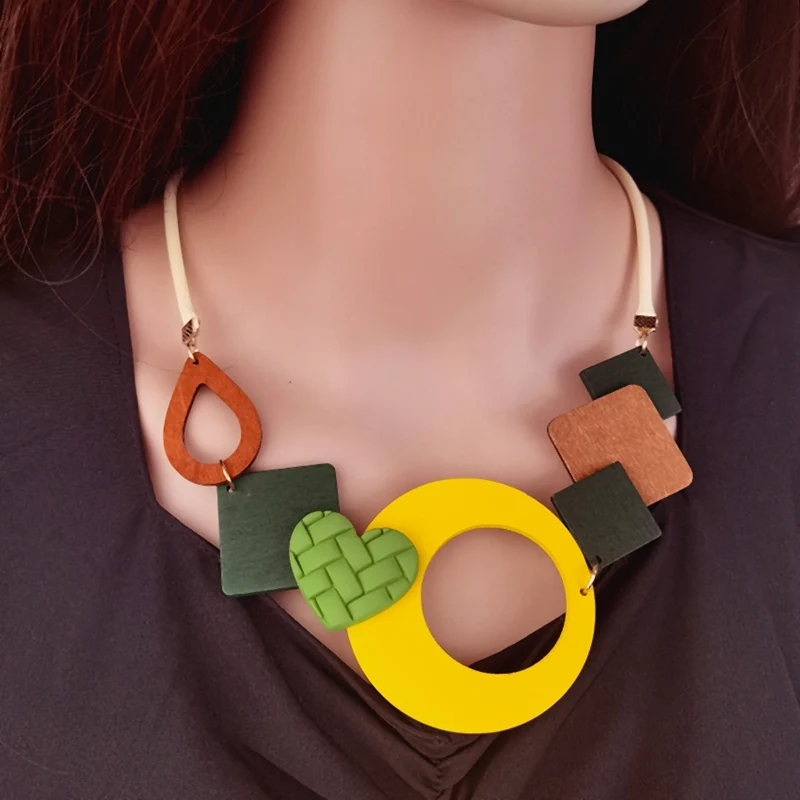 Colgante de madera geométrico, collar étnico con pechera para mujer, collares largos hechos a mano, joyería Vintage