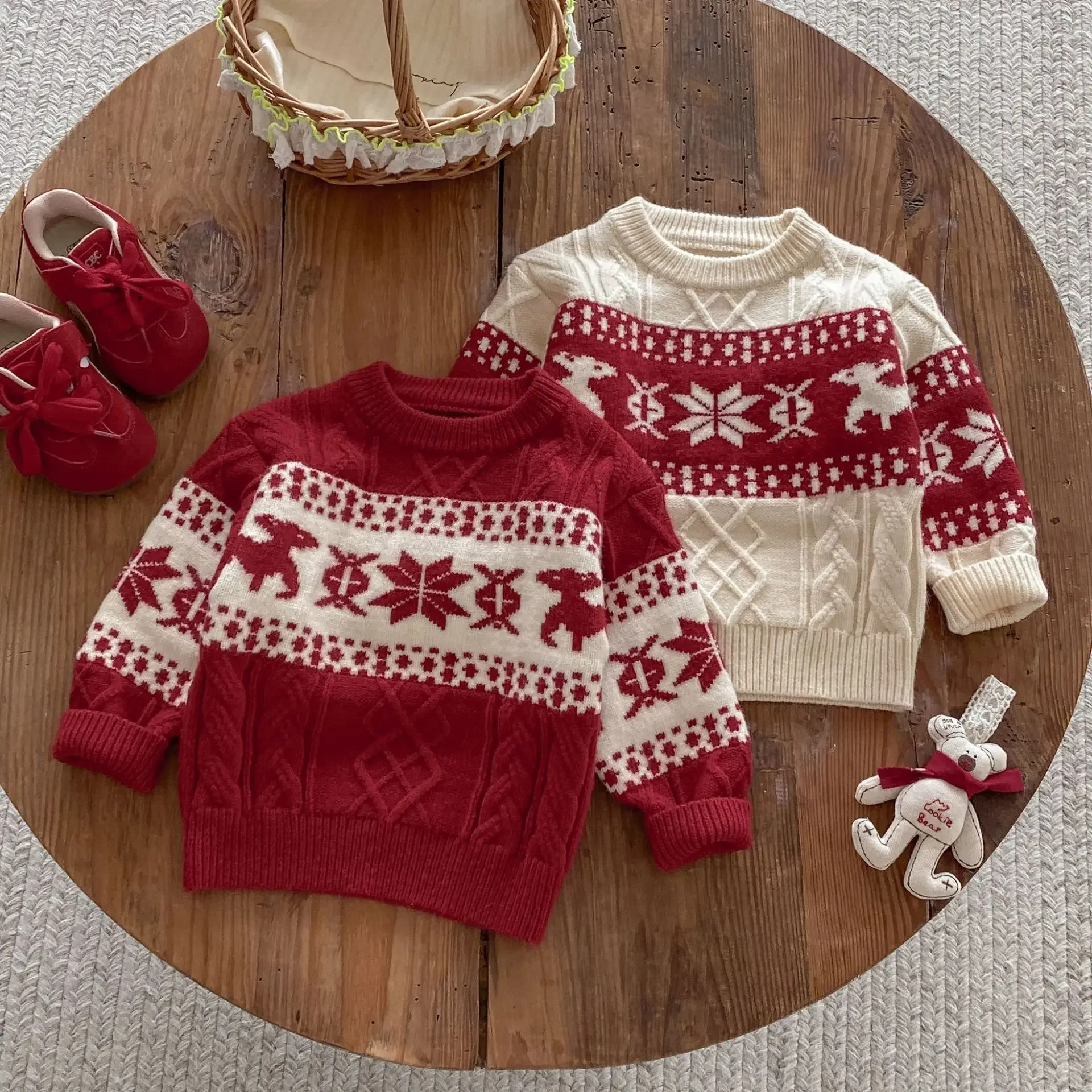 

2025 Winter New Korean Kids Sweater Christmas New Year Snowflake Knit Children Top Warm Pullover Sweater for 1-6Y Boys Girls