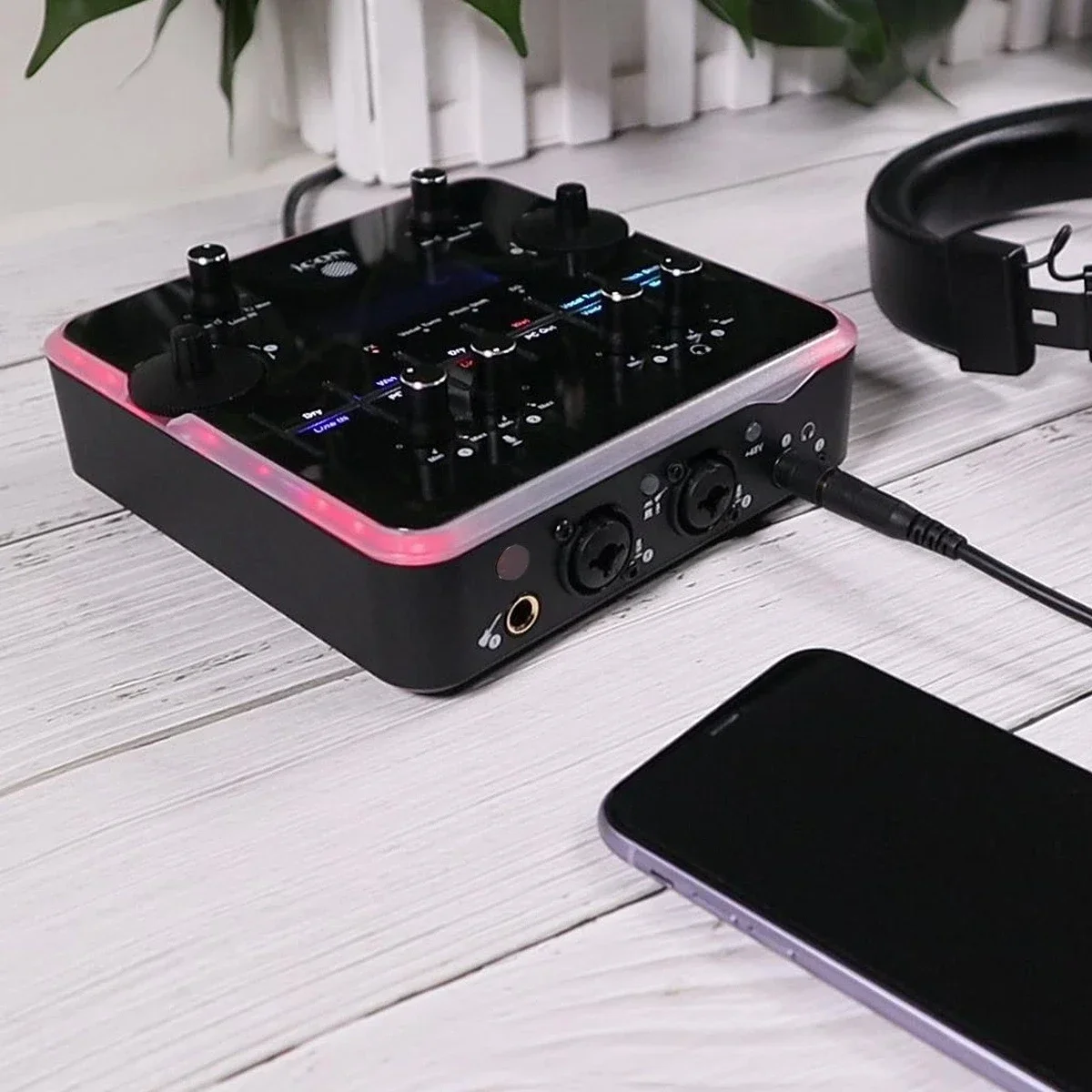 Computer mobile phone Karaoke live streaming host live broadcast microphone full set of external sound card set