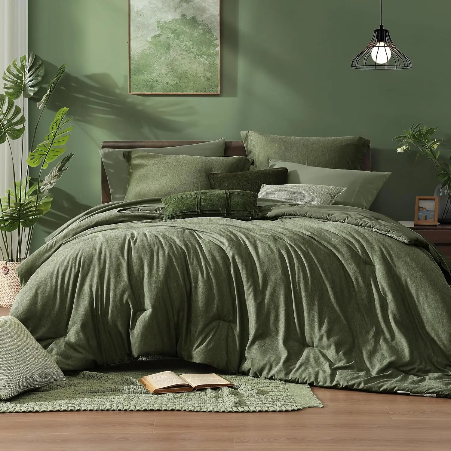 

King Size Comforter Set 7 Pieces, Olive Green Reversible Bed in a Bag, Cationic Dyed