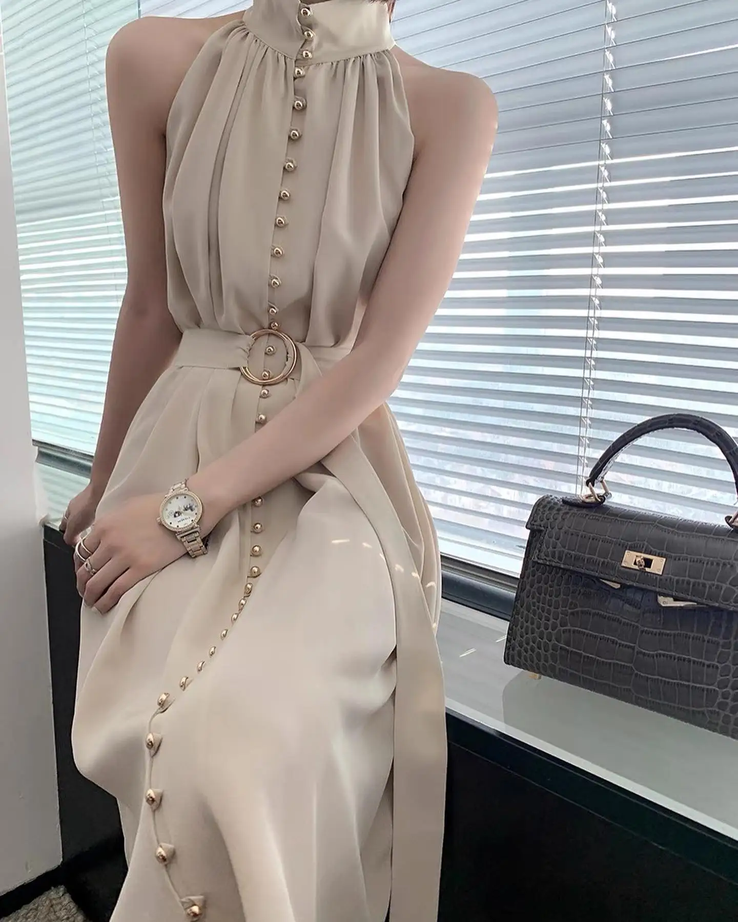 تخصيص حساسة جيرسي أزرار فساتين السهرة مزاجه أكمام عالية العنق فساتين المشاهير حجم مخصص Pr