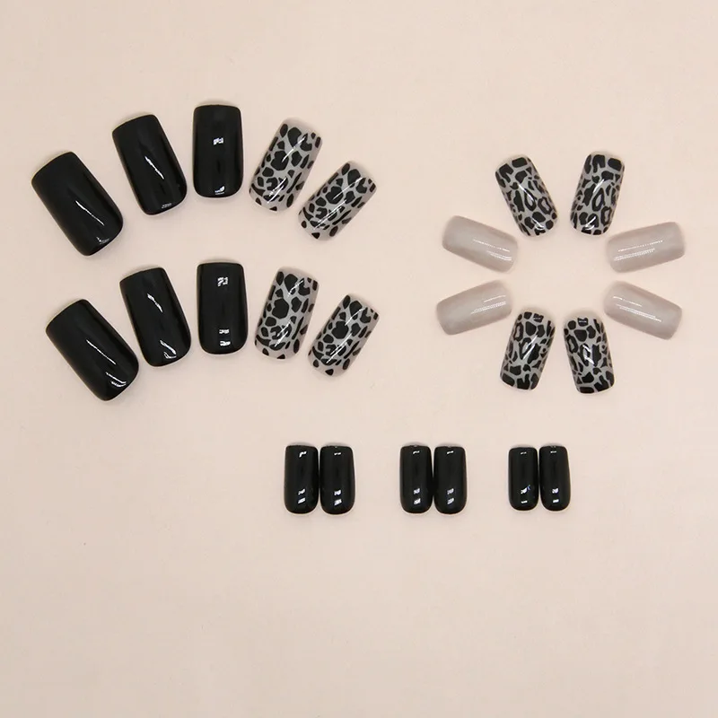 24pcs Black Leopard Print Mid-Length Square Autumn Elegant Press on Nail Artificial Cheap Decorated False Nails Girl with Charms