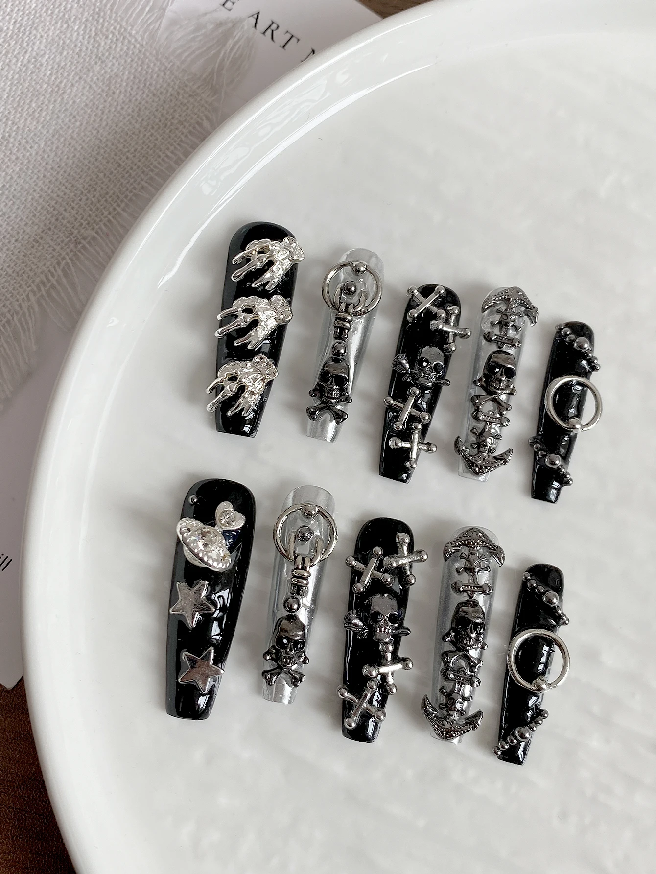 Punk Gothic Press‑On Nails, Long Coffin Shape False Nails, Black Silver Contrast, Metal Skull, Bone, Ring & Heart Ornaments