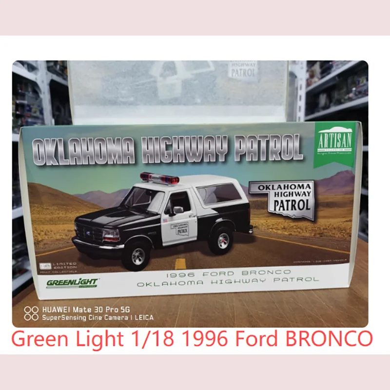 Green Light 1/18 scale alloy car model, 1996 BRONCO, Maryland K-9