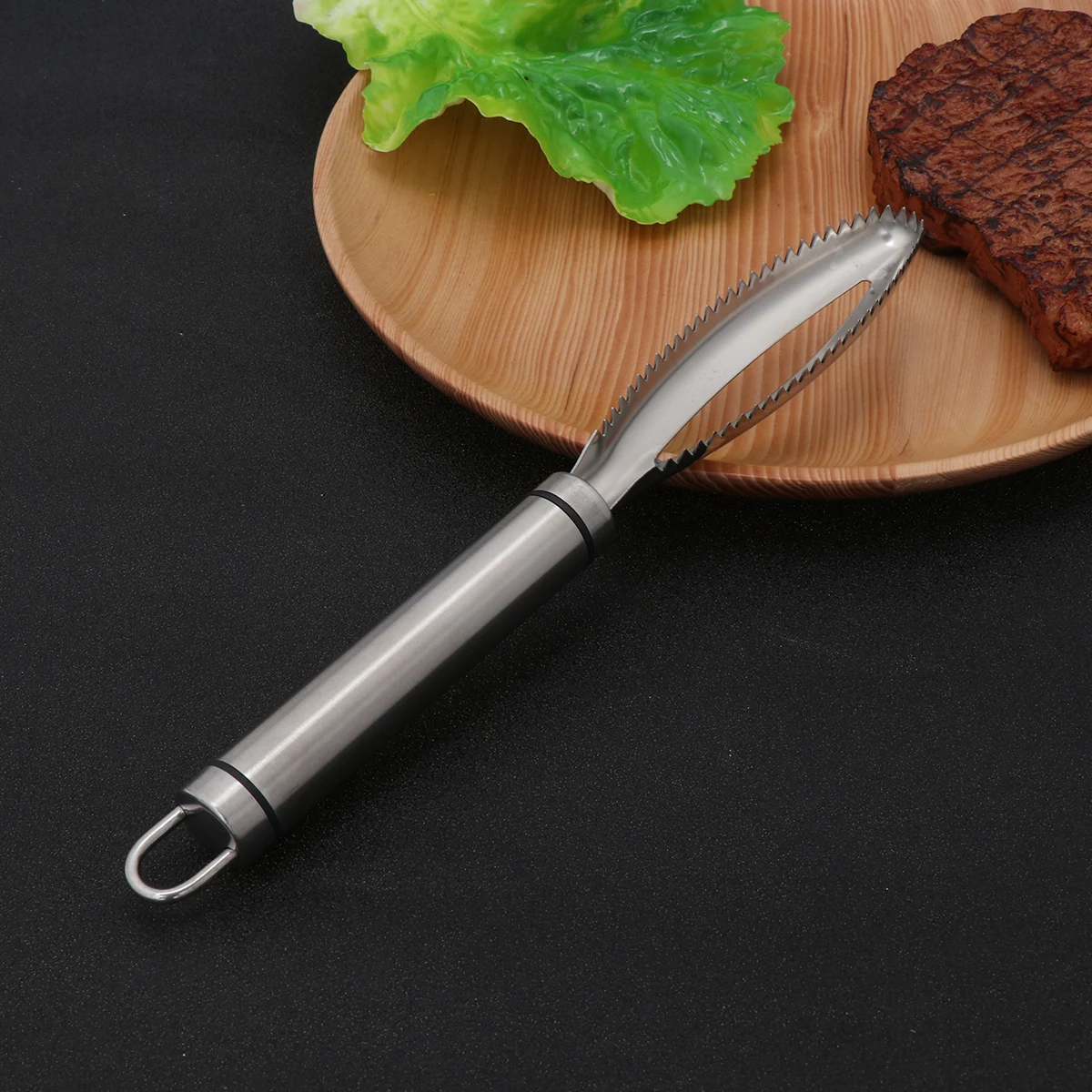 

304 Stainless Steel Shaver Kitchen Tool Easy Clean Serrated Blade Ergonomic Design Hanging Hole Seafood
