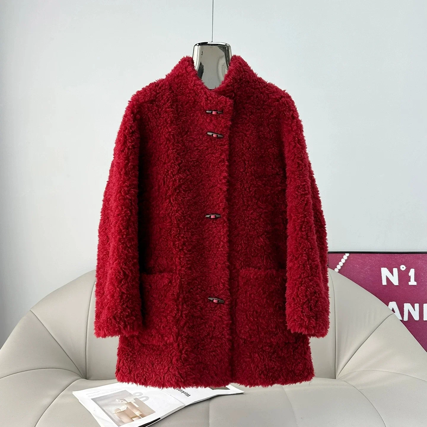 2026 Winter New Cow Horn Button Lamb Fur Grass Coat Women's Medium Long Korean Edition Sheep Cutting Velvet Coat Fur Integration
