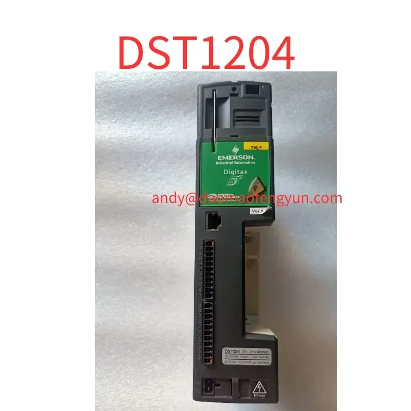 

Second-hand DST1204 servo driver 3098-0013 test OK