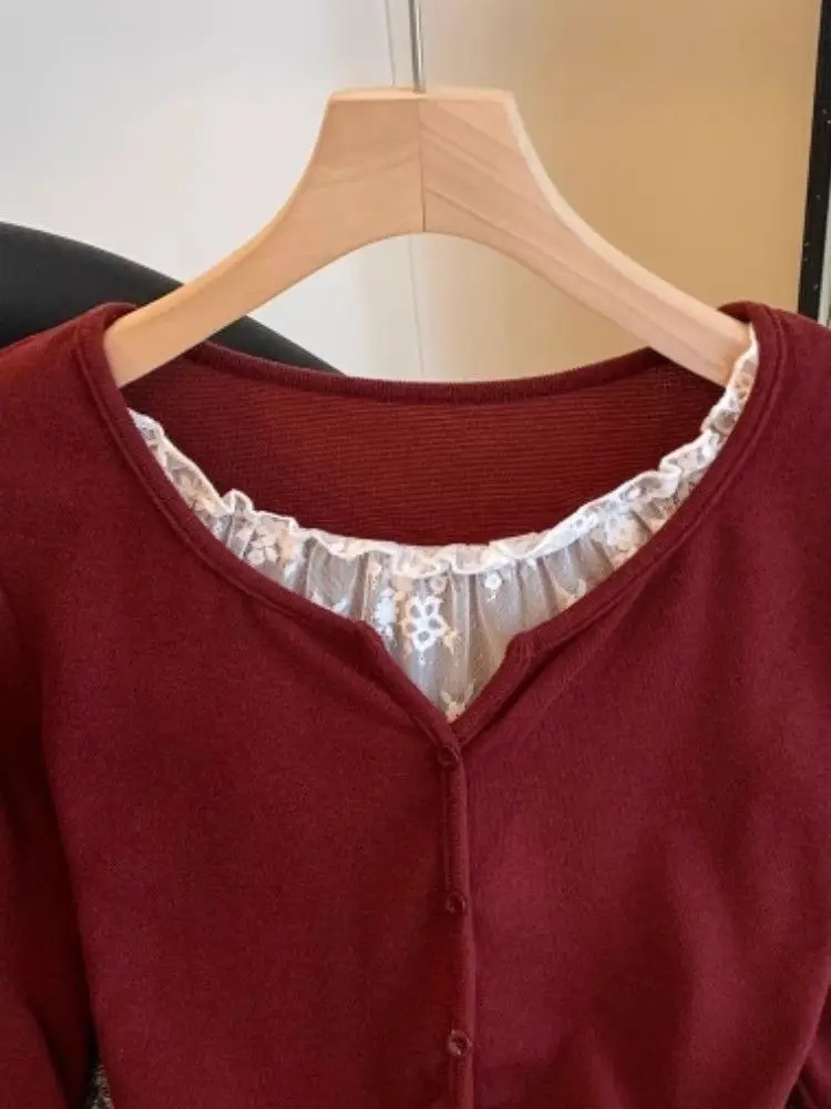 Unique Lace Splice Sexy Girl T-Shirt Women's Autumn Versatile Fake Two-Piece Inner Wear Base Shirt Absolutely Beautiful Speci...