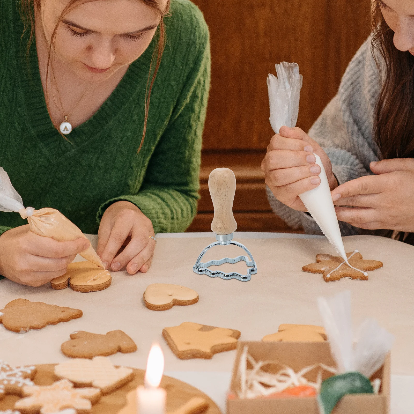 Taglierina per biscotti in lega di zinco Stampo per involucro per gnocchi Biscotti Forniture per cottura fai-da-te Forme creative per biscotti al cioccolato