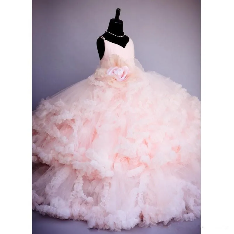 

Pink Flower Pageant Dresses For Wedding Kids Ball Gowns Tiered Ruffles Backless First Communion Dresses For Girls