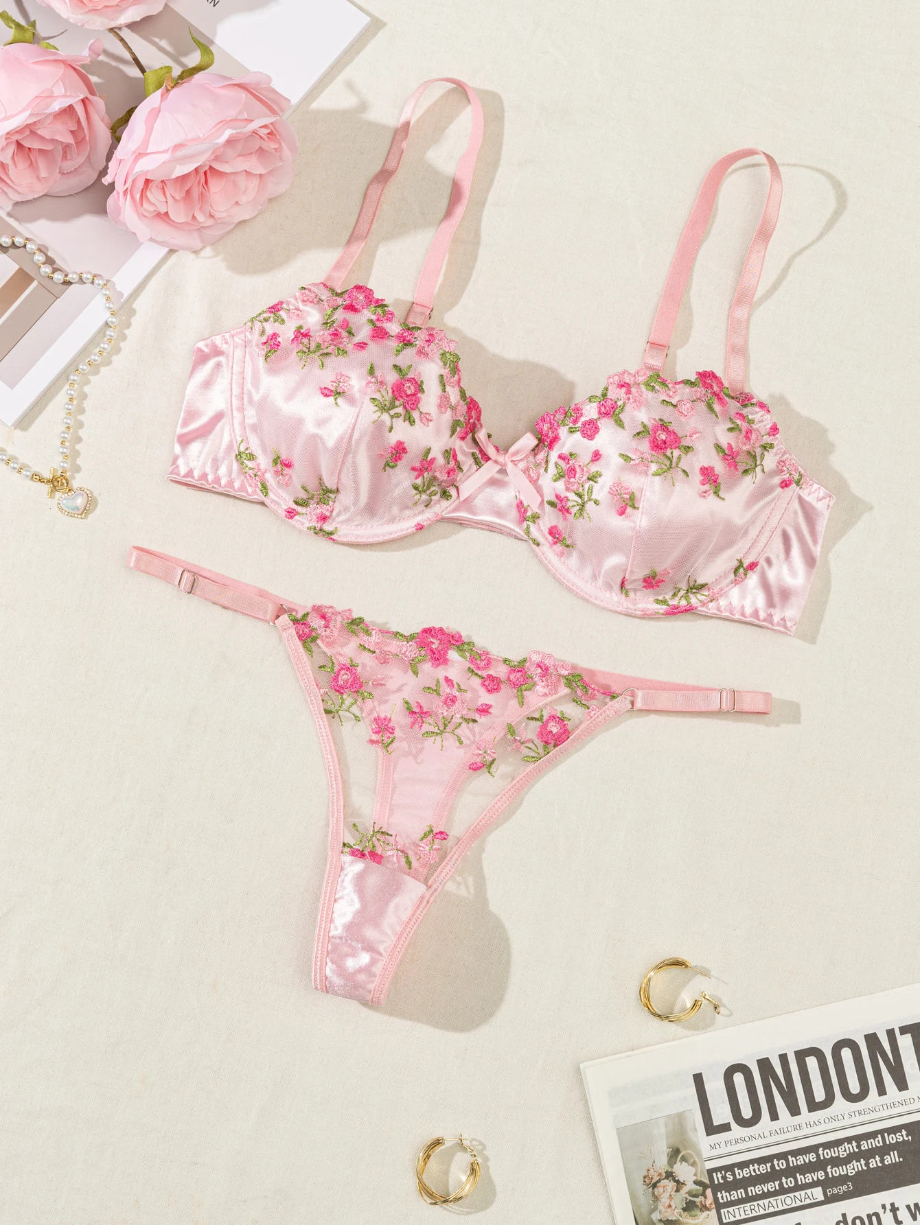 Summer Young Girls Floral Lingerie Hot Transparent Cheap Pink Lingerie set Sexy Two Piece Bras Panty Brief Sets