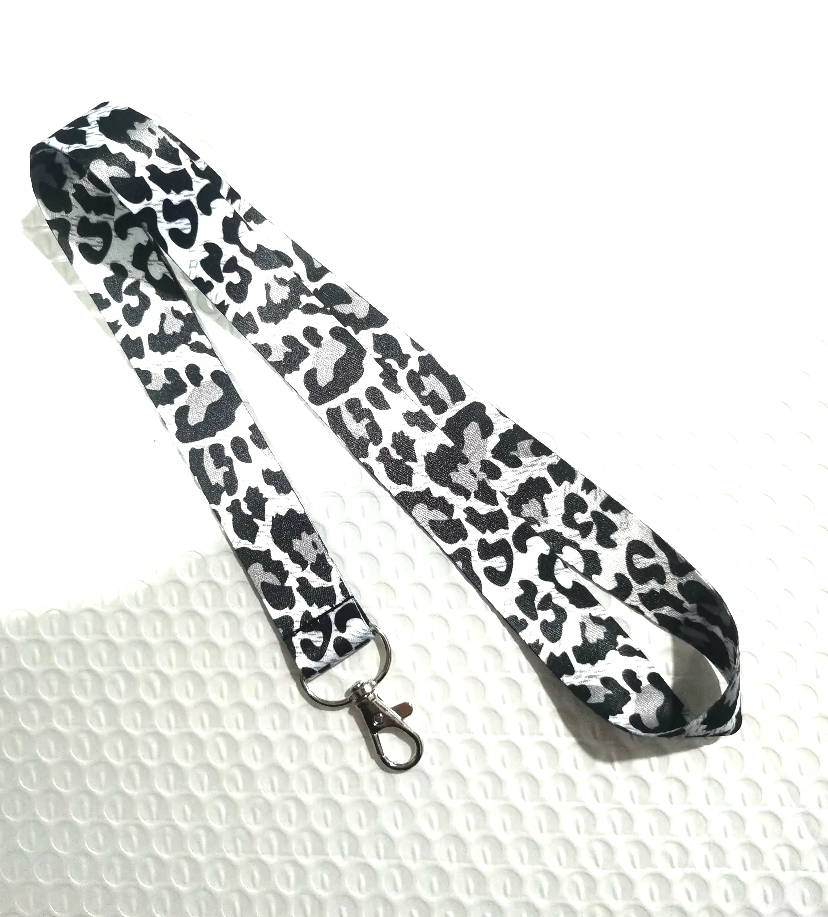 New 1 pcs Leopard Print  Lanyards Keys Neck Strap Key Chain Lanyard Key Holder DIY Hang Rope Keyrings