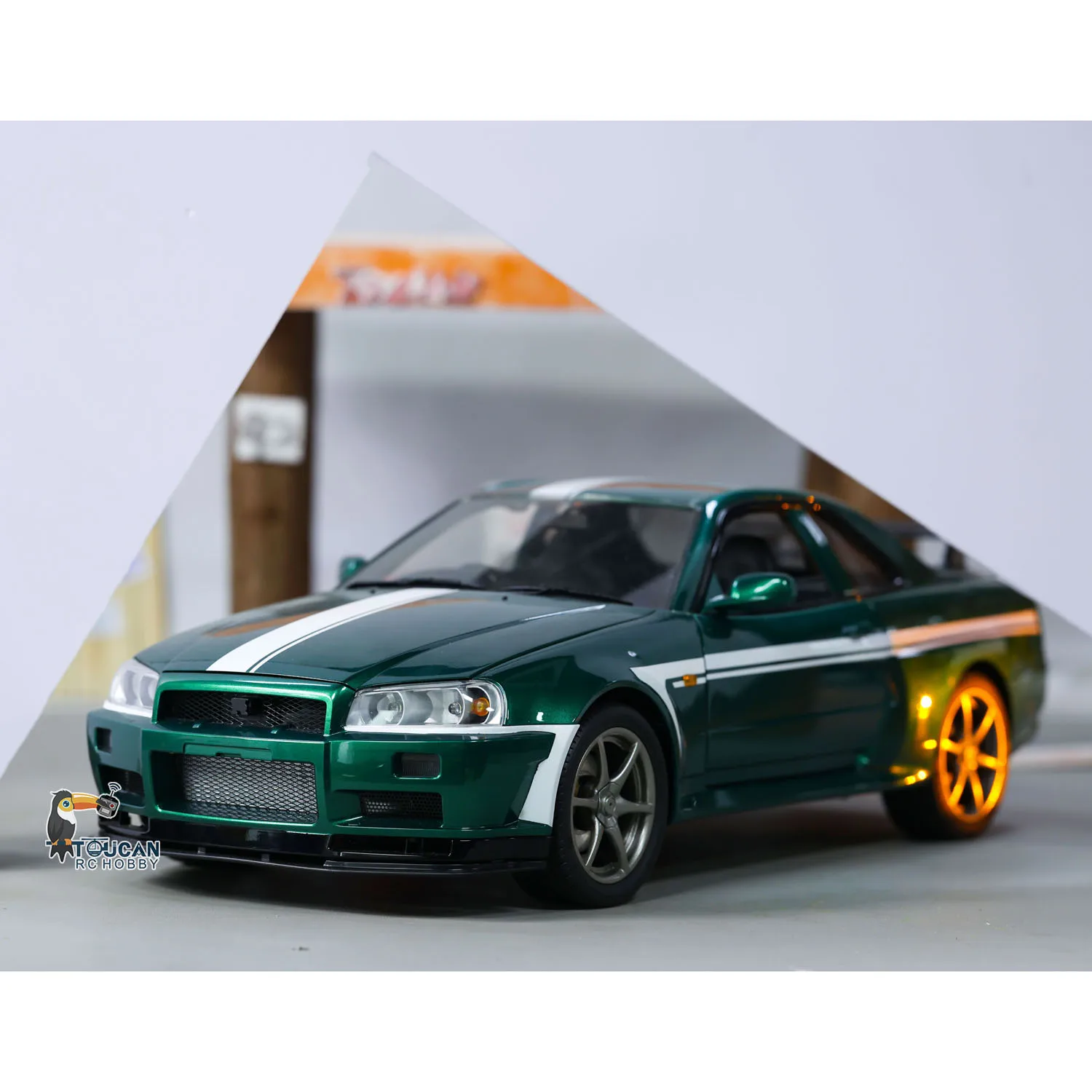 4WD CAPO R34 1/8 RC Racing Car 4x4 RTR Remote Control High Speed Drifting Cars with Light System Brushed Motor Customized RC Toy