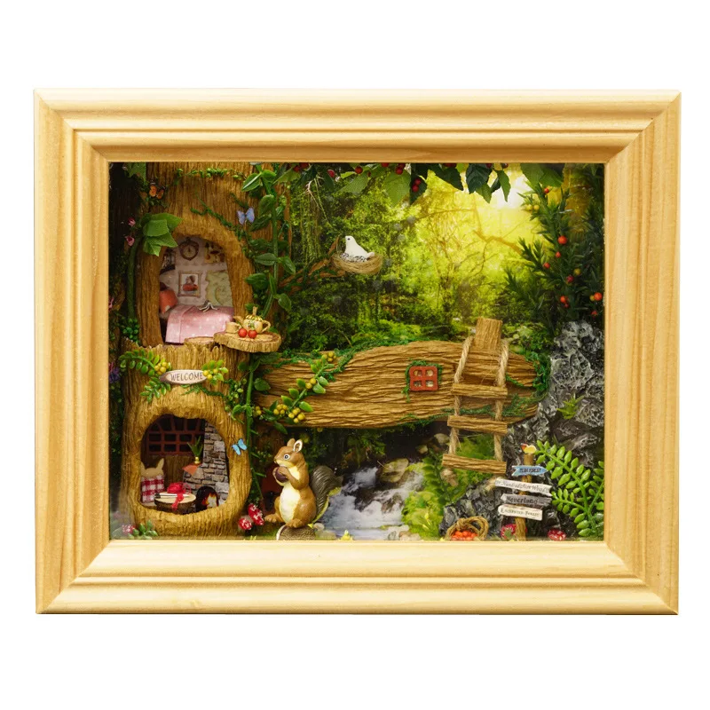 

Dollhouse Handmade Photo Frame Miniature Forest Squirrel House Model Wall Decoration Pendant Wall Hanging Ornaments Doll Houses