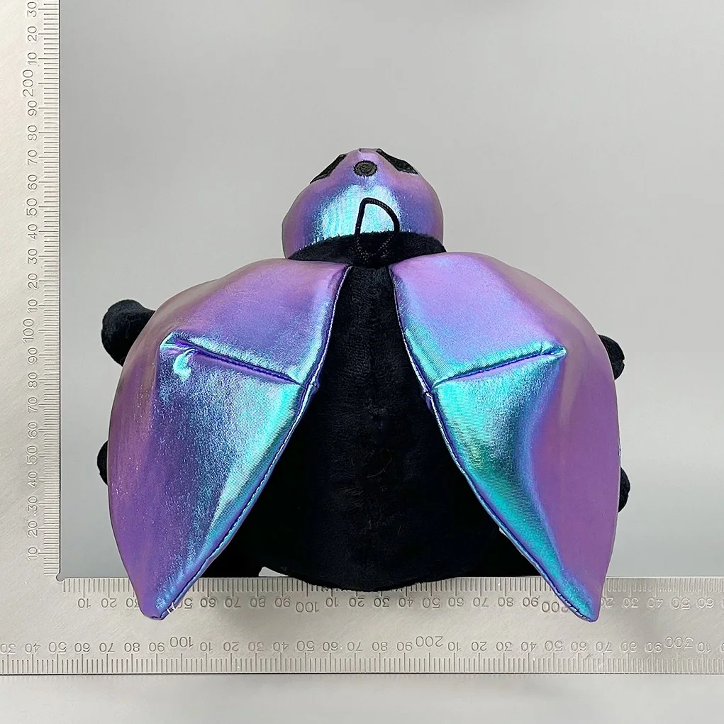 Novo anime quente doug o bug besouro brinquedo de pelúcia boneca 20cm dos desenhos animados bonito macio besouro decoração do quarto boneca de pelúcia para o presente do miúdo