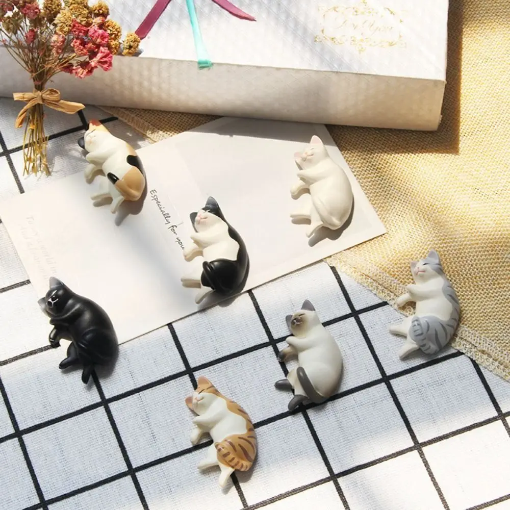 Cute Simulated Cat Fridge Ornaments Simulation Resin Cat Resin Accessories Handicraft Sleep Cat Lazy Cat Miniatures Home Decor