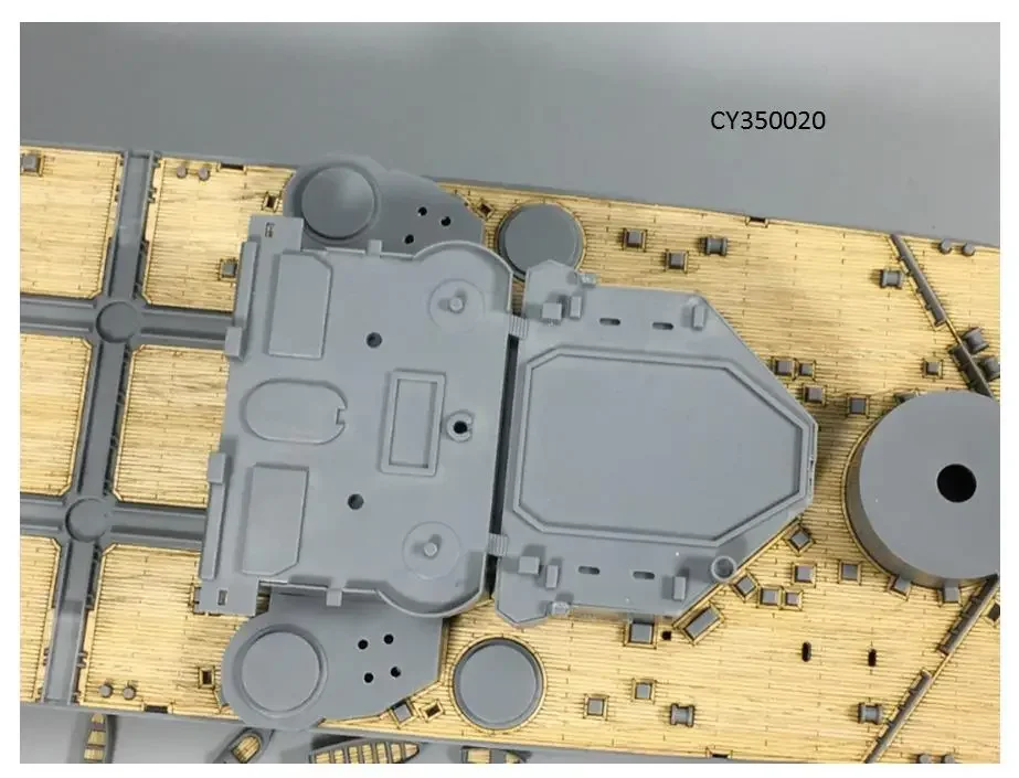 CY CY 350020   Mazzo in legno per Tamiya 78011 Scala Corazzata britannica Principe del Galles