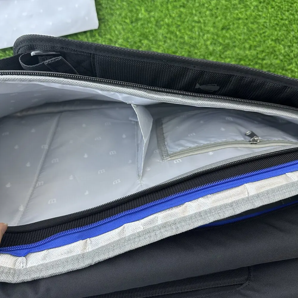 2024 Wilson Double-deck 9 PK Tennis Bag Super Tour Laver Cup Tennis Racquet Backapck Large Tennis Racket Bag with Thermoguard