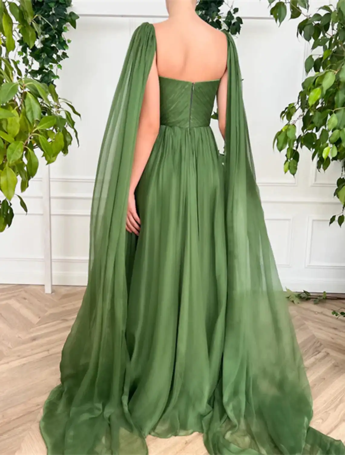 2024 A Line Evening Gown Elegant Dress Wedding Party Palace Train Sleeveless V Neck Fall Wedding Guests Chiffon Pleated