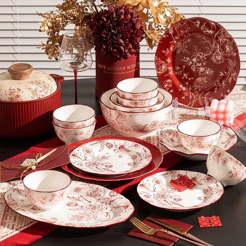 1Set New Luxury Red Rose Ceramic Tableware Household Bowl Spoon Plate Dinner Dinsh Kitchen Cutlery Home Decor