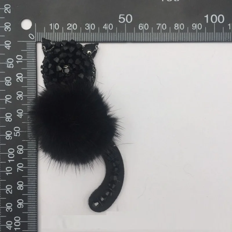 2PCS Beaded new hairy black and white cat cloth paste clothing shoes hat bag decoration DIY hole patch cloth paste accessories