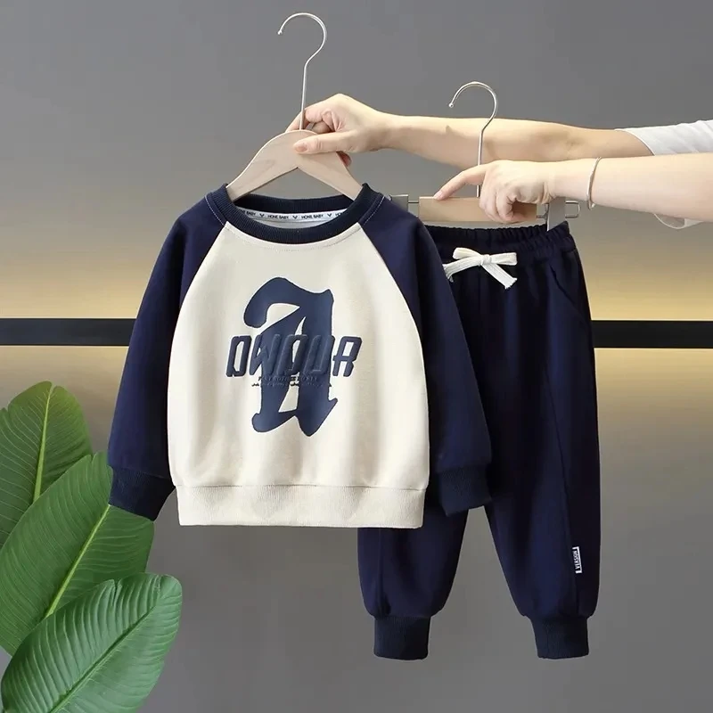 

Boys Autumn Sweater Set New Spring and Autumn Children's Long Sleeve Top and Pants Handsome Two Piece Baby Clothing Set