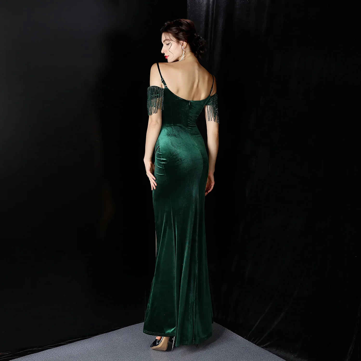 Elegante e luxuoso Sereia Velvet Prom Dress com Beading