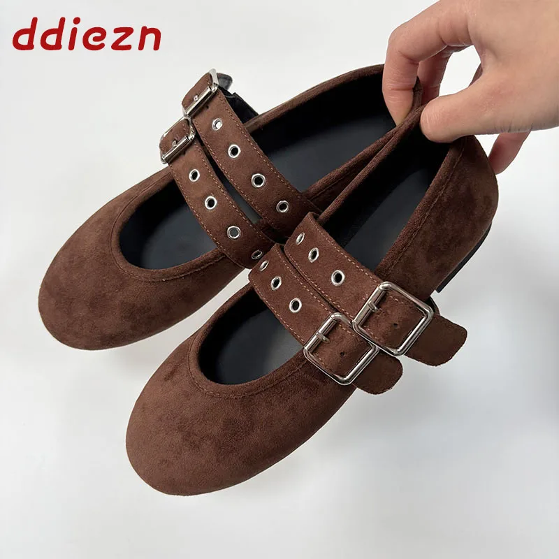 

Модные женские туфли Мэри Джейн на плоской подошве с круглым носком, женская обувь с пряжкой и ремешком, женская обувь на плоской подошве, туфли Лолиты, большой размер 43