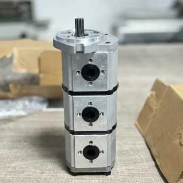 Excavator Charging Pump Gear Pump 3 Combined Pumps Hydraulic Gear Pump