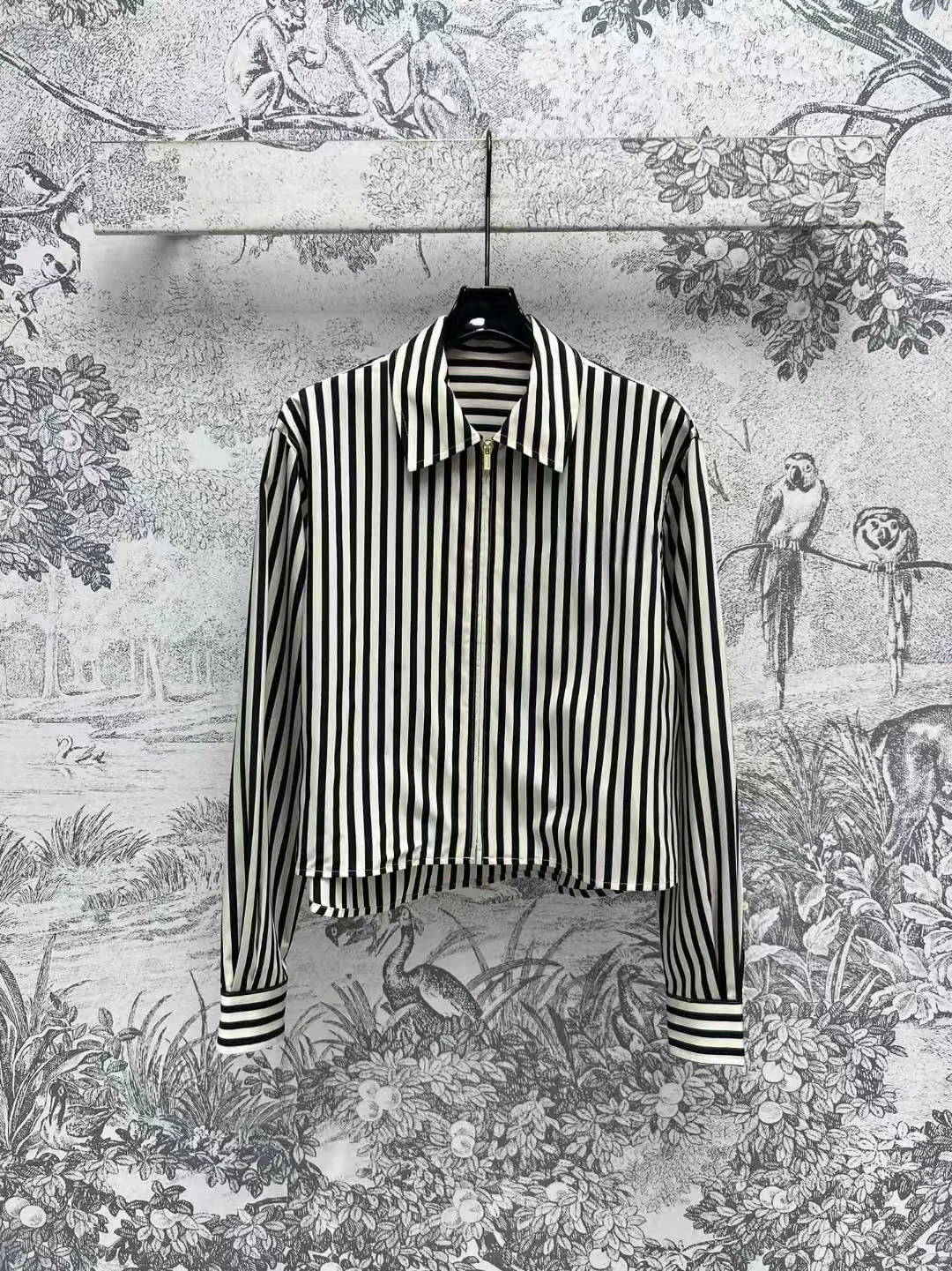 High end customized women's embroidered short striped shirt