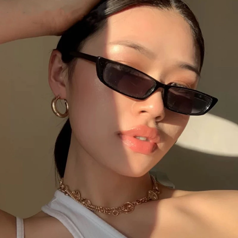Small Rectangle Sunglasses Fashion Women Retro Small Frame Sun Glasses Vintage Square Narrow Sunglasses Trending Eyewear UV400