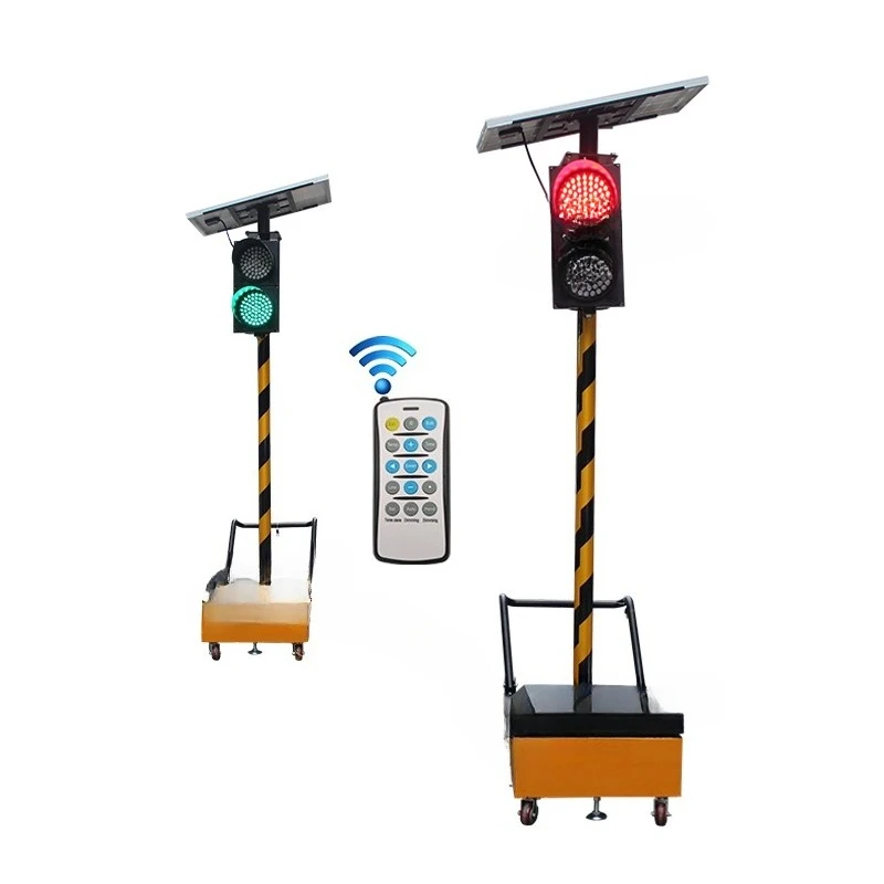 Solar traffic lights are temporarily used for road construction