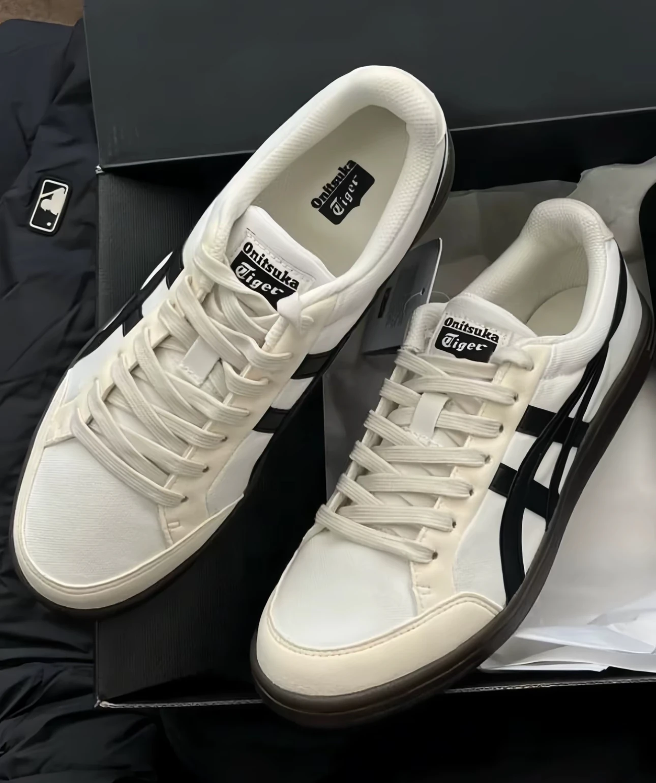 

Onitsuka Tiger Advanti Men and Women Skateboarding Shoes Low Cut Outdoor Wear-Resistant Leather 1183B799-101