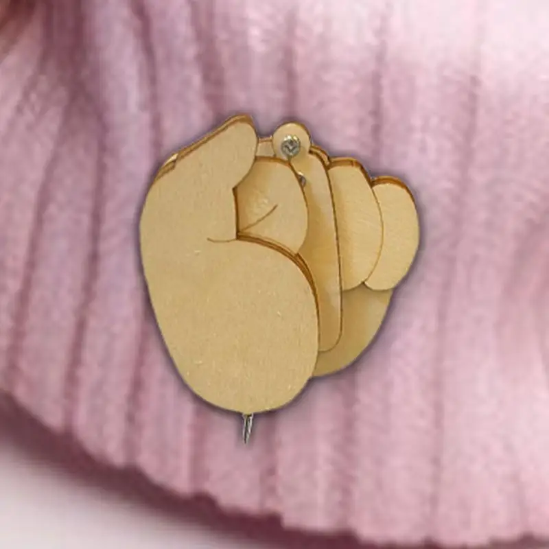 Funny Wooden Finger Brooch, Handmade Flippable Interactive Mood Expressing Pin, 2024 New Finger Pin DIY Kit