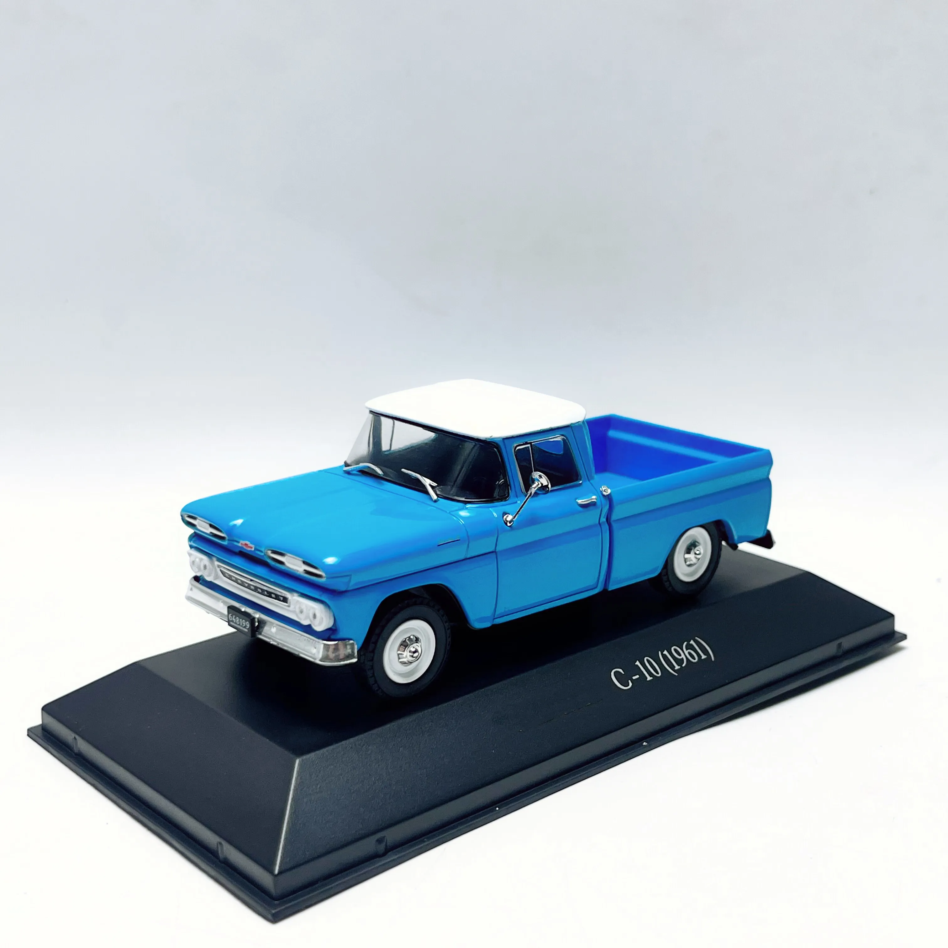 Modelo de Auto de Aleación a Escala 1/43 de Chevrolet C-10 1961 Pickup de Diecast IXO