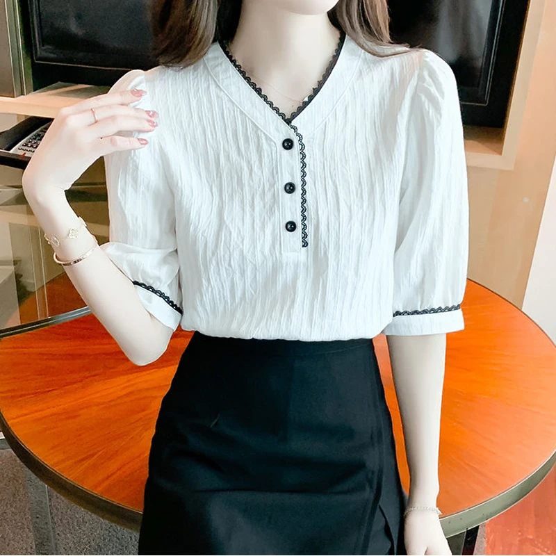 Sweet Black Lace Patchwork Shirt Tops Summer New V Neck Short Sleeve Solid Color Elegant Blouse Korean Fashion Women Clothing