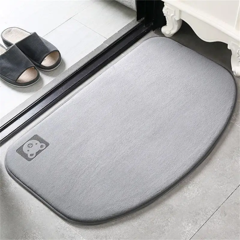 High Absorbent Bathroom Mat Water Uptake Bottom Is Strong Anti-slip Firm Quick Drying Workmanship Is Fine Quick Drying Floor Mat