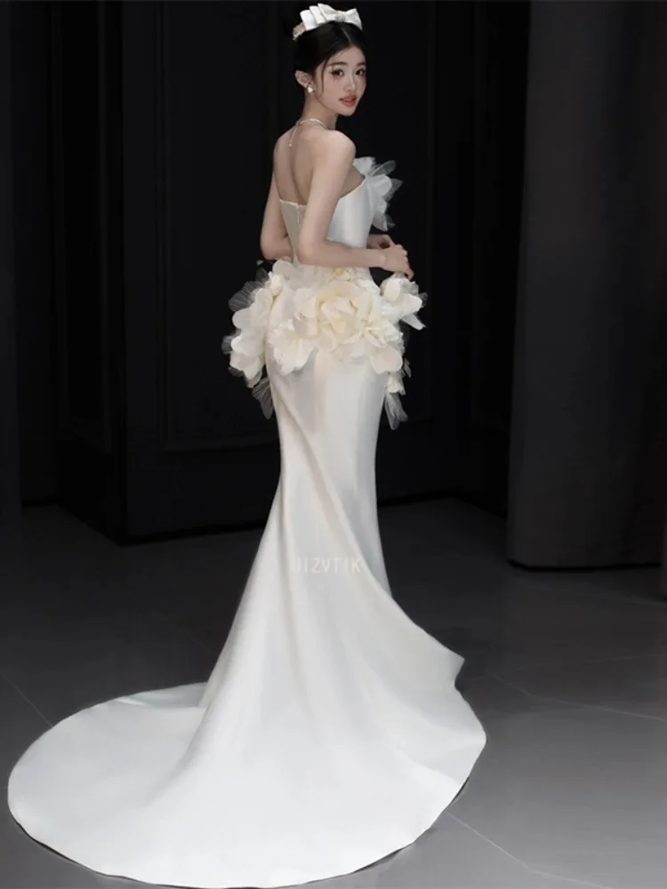 Lichte luxe satijnen trouwjurken dames strapless zeemeermin galajurk 3D bloemenapplicaties trein zoom formele feestavondjurk