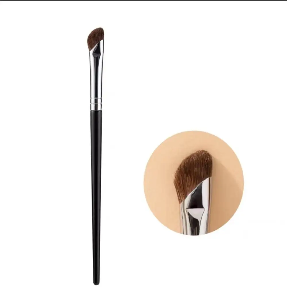 Concealer Brush Women for Dark Circles Puffiness Nose Shadow Brush Face Bronzer Sickle Makeup Brushes Angled Contour Brush