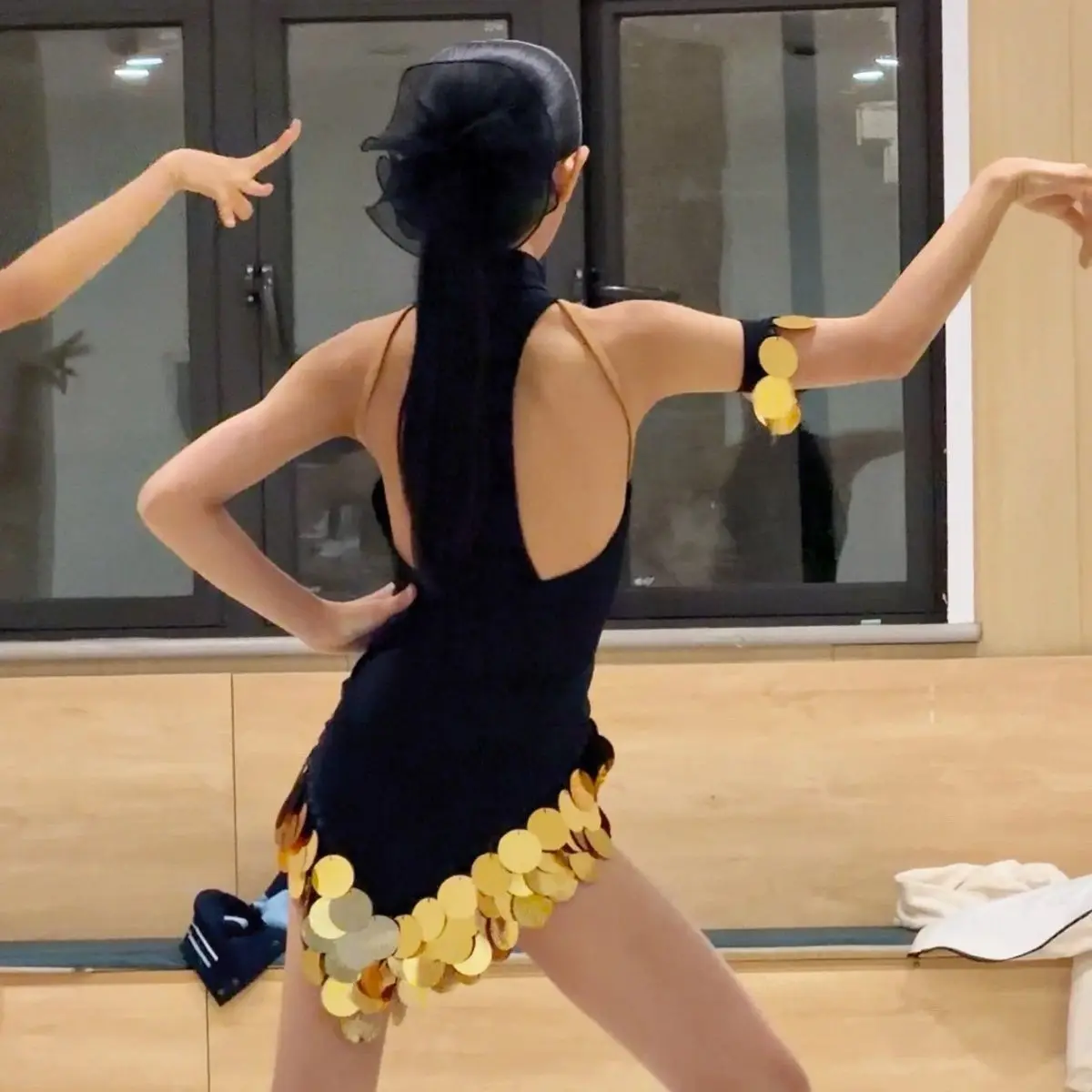 Latin Dancewear Gold Label Latin Dance Practice Outfit Premium Dance Training Kids Dresses For Girls Gala Sequined Costume
