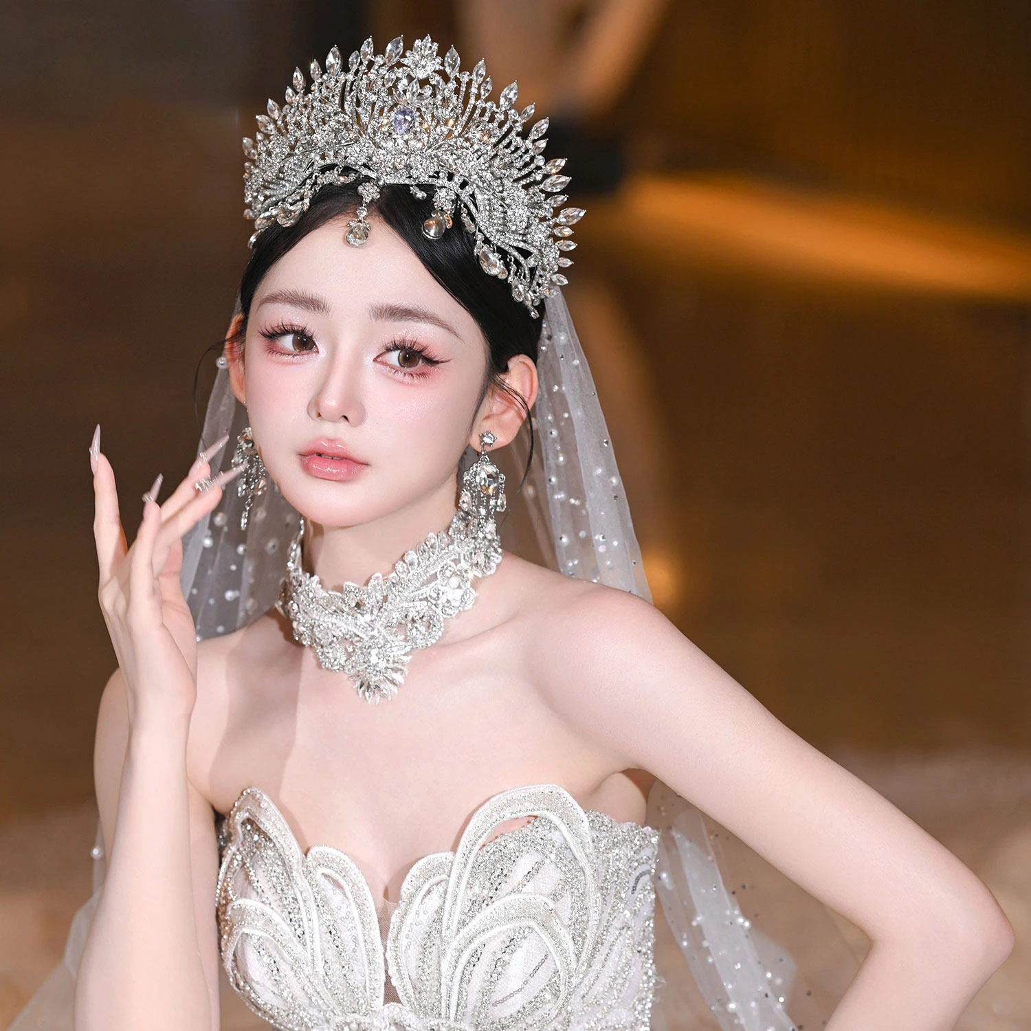 Princess Bridal Crown Headwear with Main Veil High-Grade Heavy Workmanship Tiaras  Wedding Ceremony Banquet Dress Hair Accessory